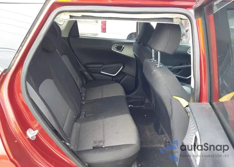 2020 Kia Soul Lx z USA, uszkodzony, nr VIN KNDJ23AU3L7080990